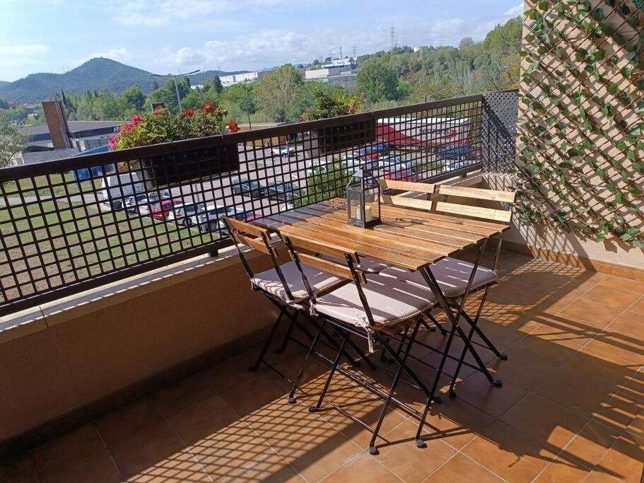 Duplex Con Piscina En Rubi Apartment ภายนอก รูปภาพ