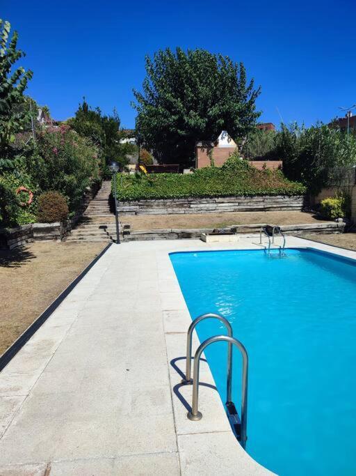 Duplex Con Piscina En Rubi Apartment ภายนอก รูปภาพ
